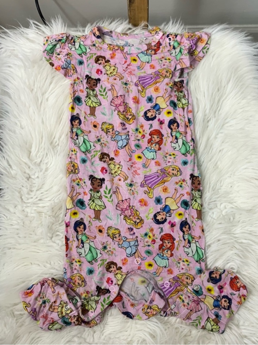 Little Snuggles Pink Disney Princesses Short Sleeve Romper Size 9-12M